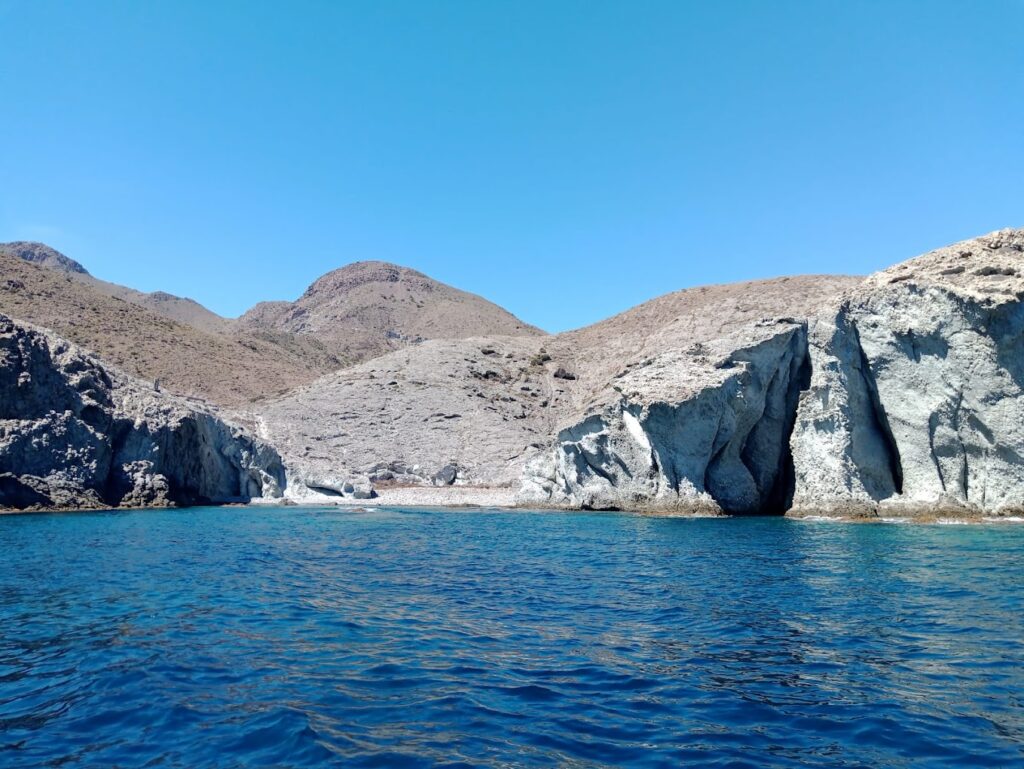 Volcanic Tours – Rutas en barco