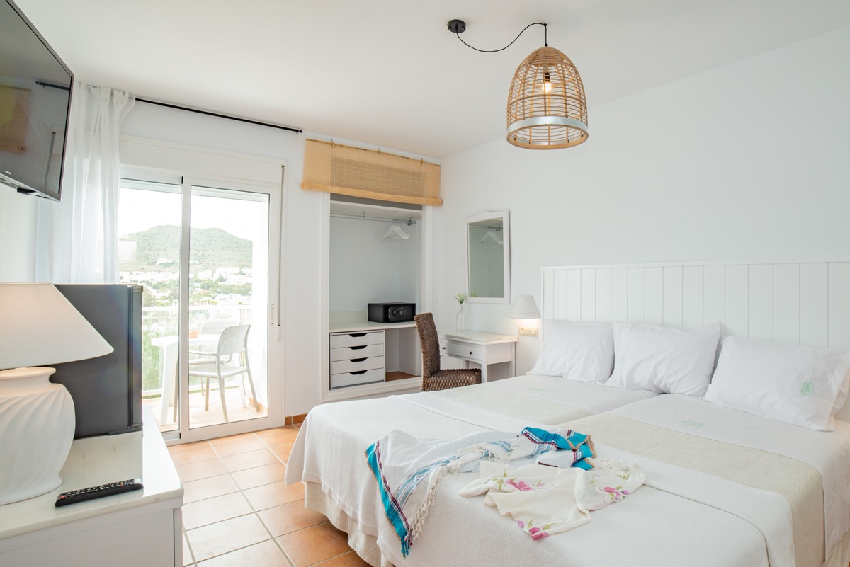 Hostal y apartamentos del Cabo
