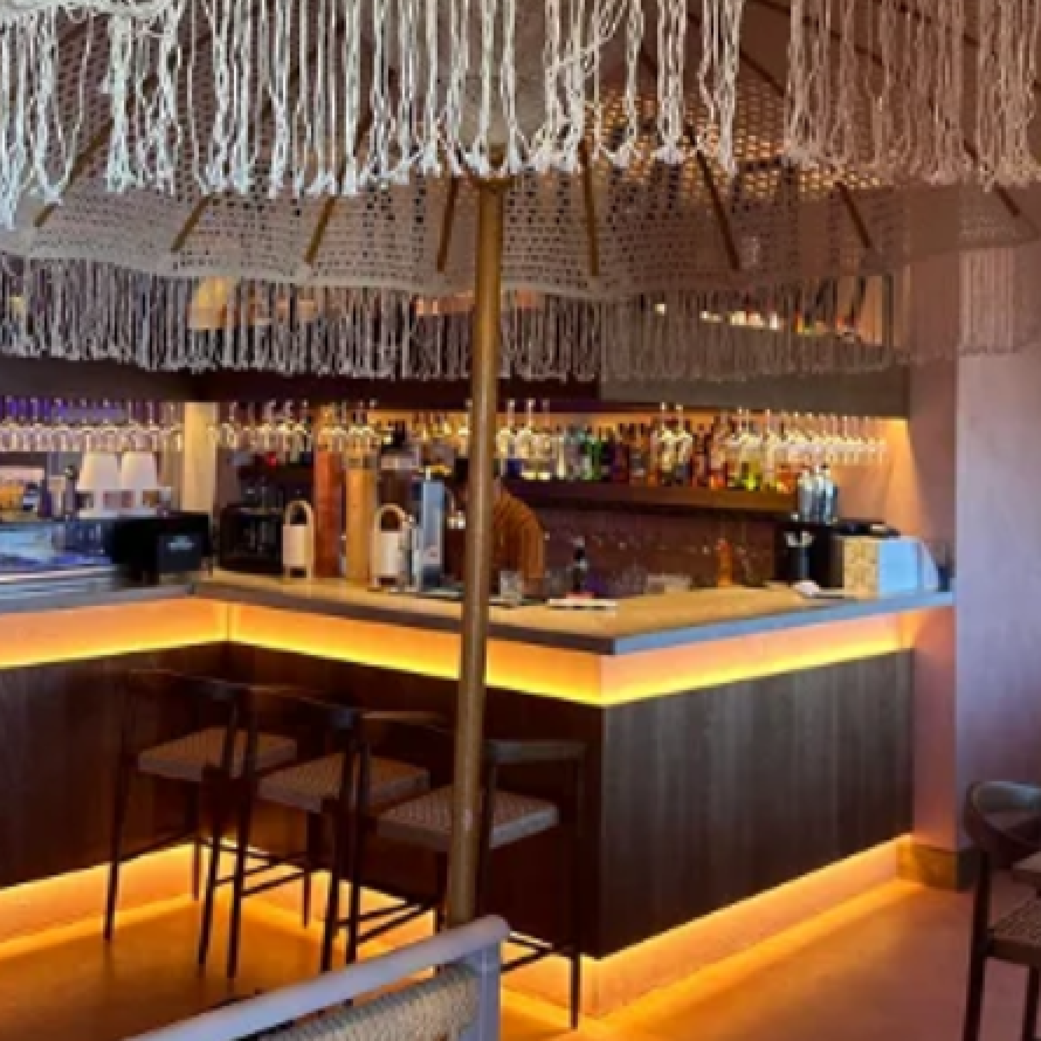Manduka Beach Club